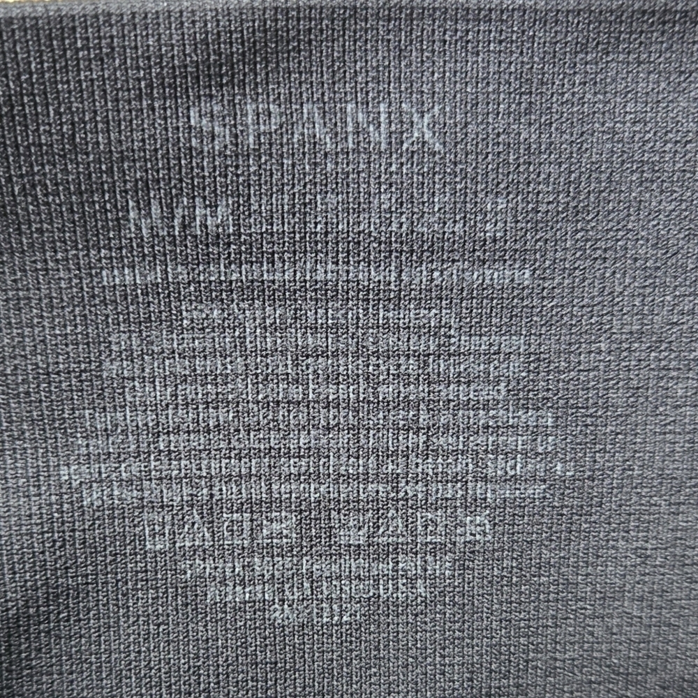 Spanx black and grey camo womens size medium leggings - Picture 3 of 3
